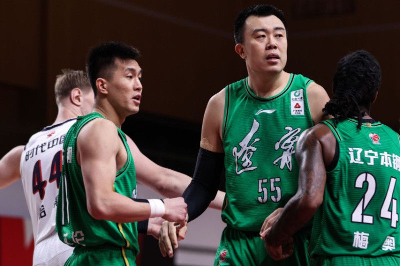 怀斯曼迎赛季第21场比赛 终于取得个人赛季首胜NBA常规赛，活塞在主场以129-127险胜猛龙，结束28连败。